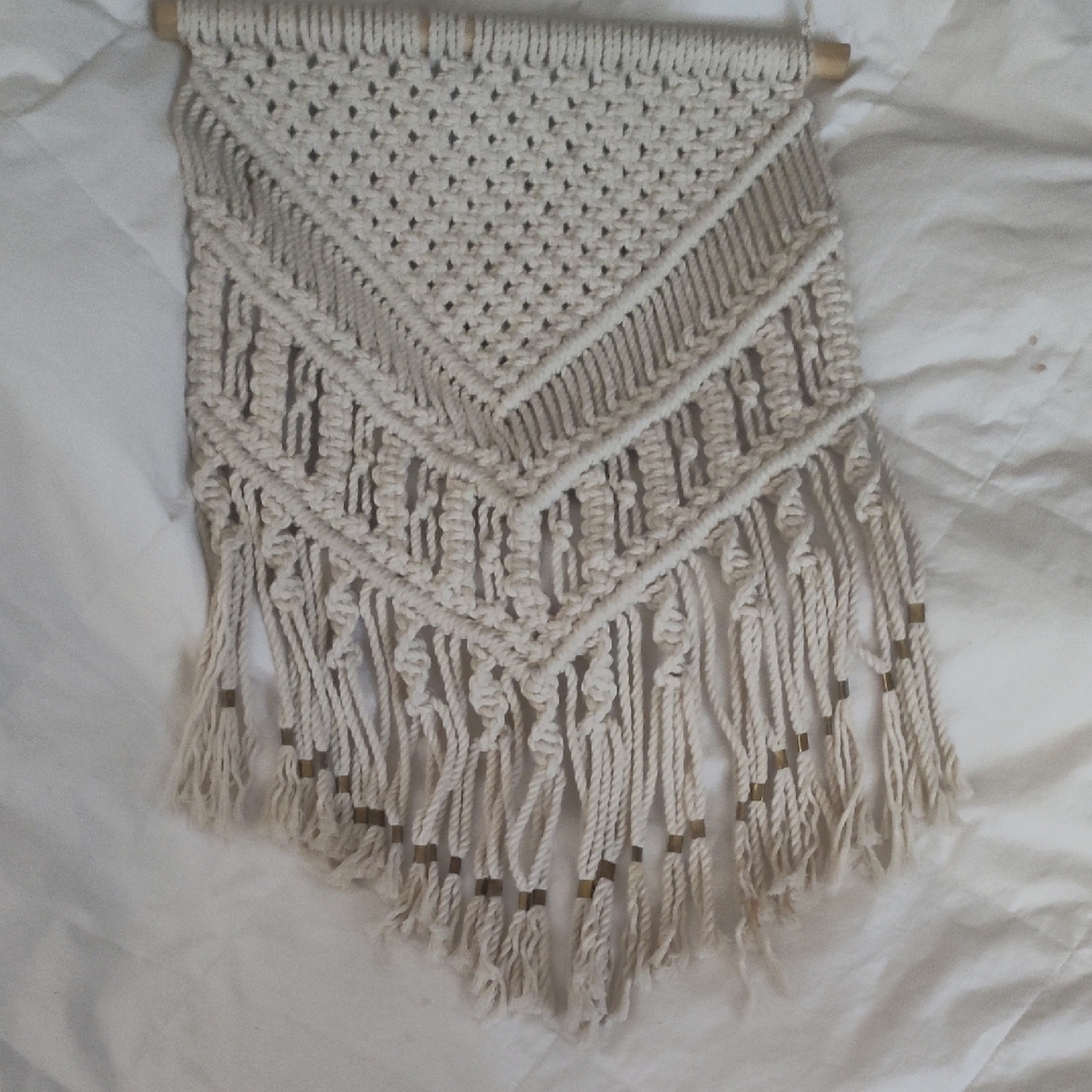 Macramé Wall Hanging — Neutral Cream